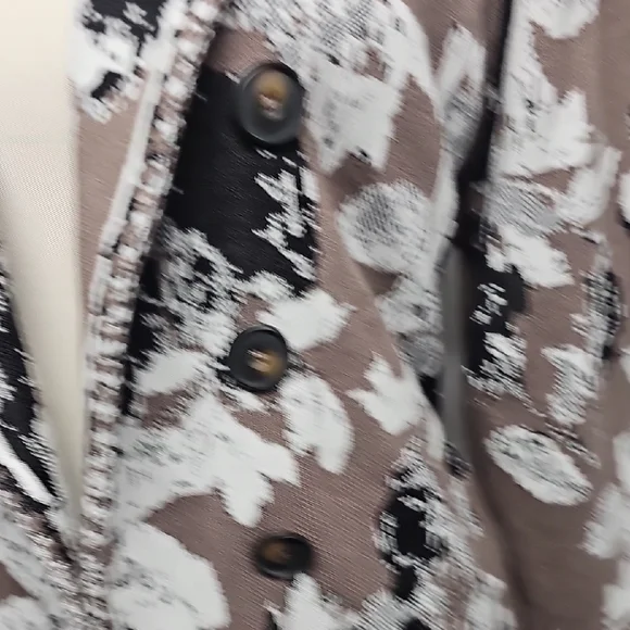 Chico's Black and White Floral Blazer - Picture 8 of 11